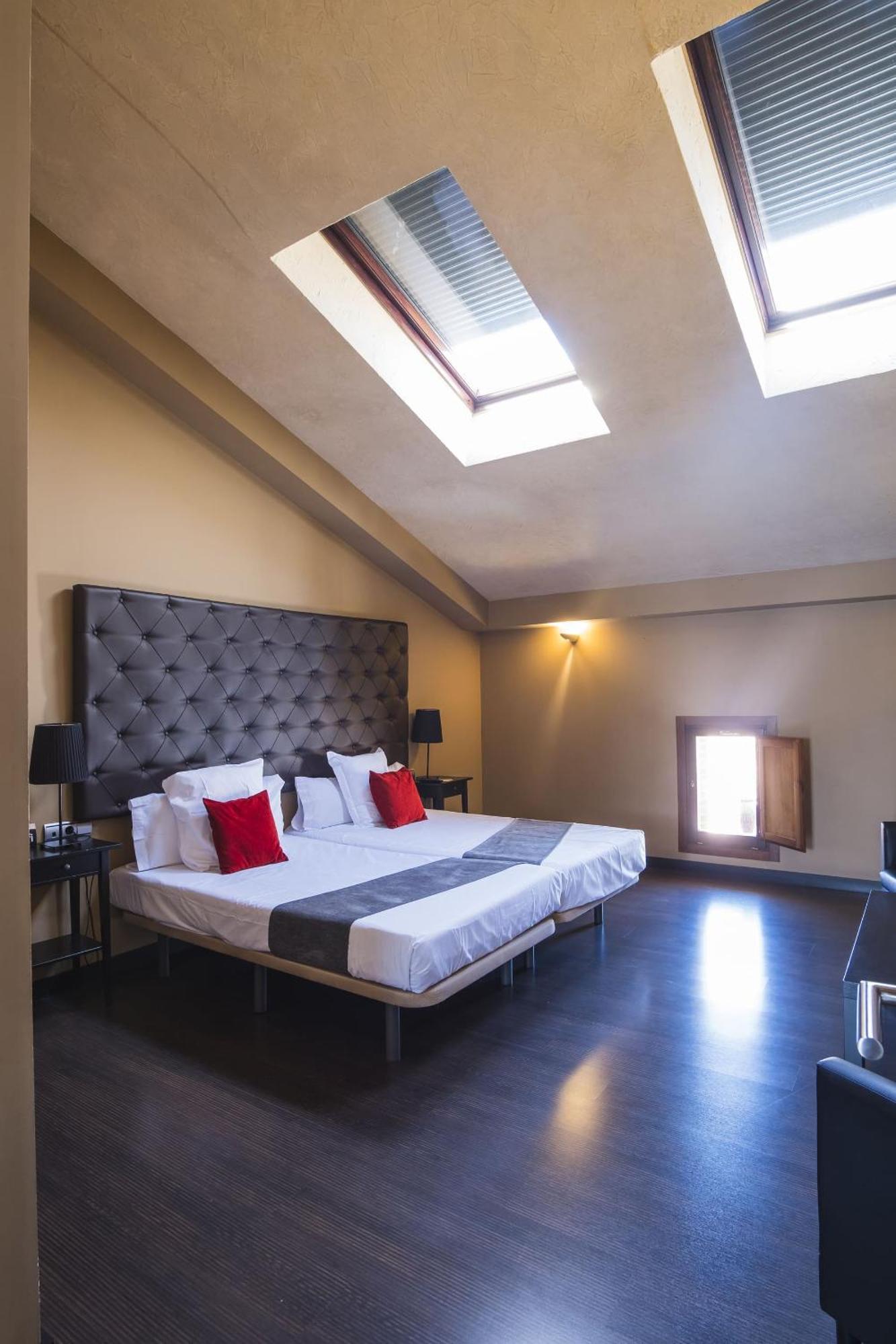 Hotel Alda Castillo De Olite Eksteriør billede